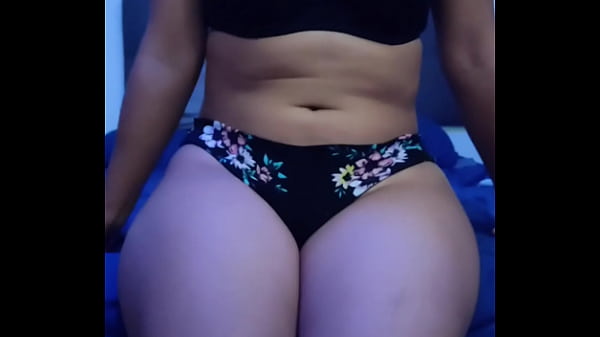 Deslecho a mi cuñado con sentones de mi coño peludo