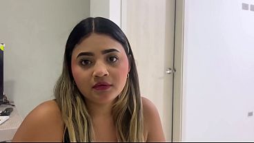 Me follare a mi hermanastro y le enviaré fotos al inútil de mi novio que me puso los cuernos