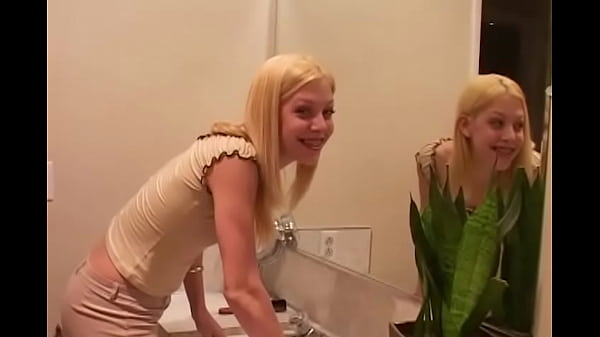 LEAH LUV Braces Teen Huge Cock Deepthroat Facefuck Blowjob and Facial